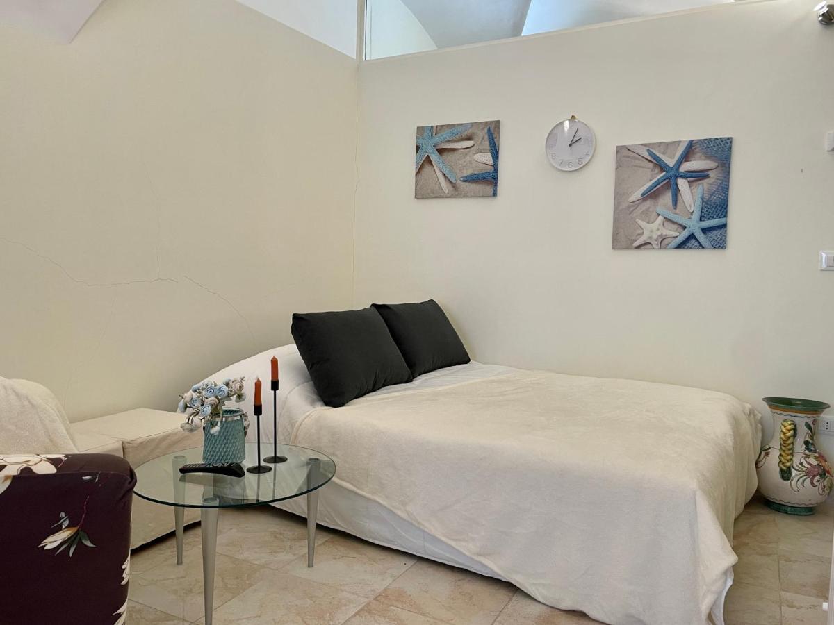 Apartment 100m Dal Mare Nel Cuore Del Paese -centrostorico Pietra Ligure